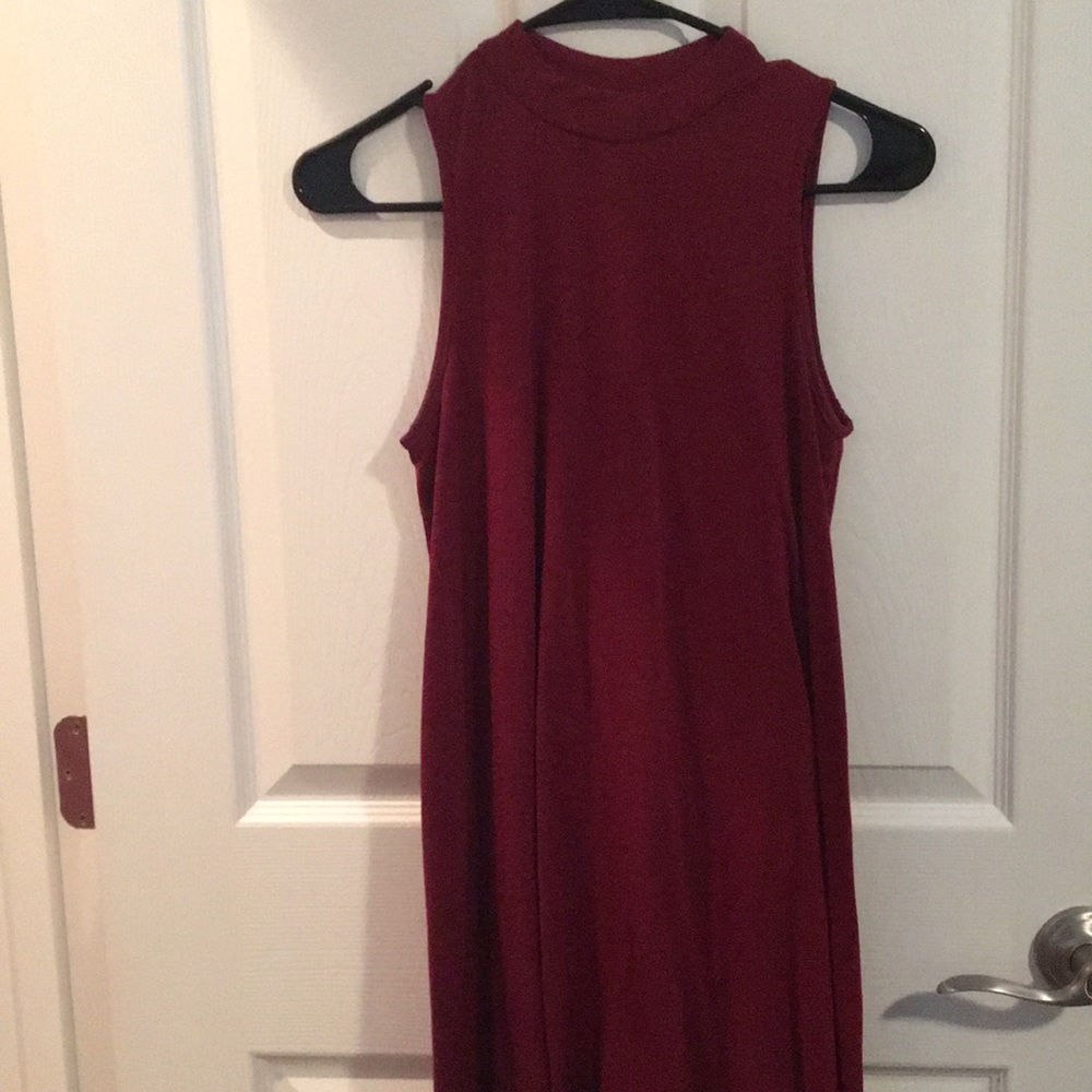 Maroon shift dress